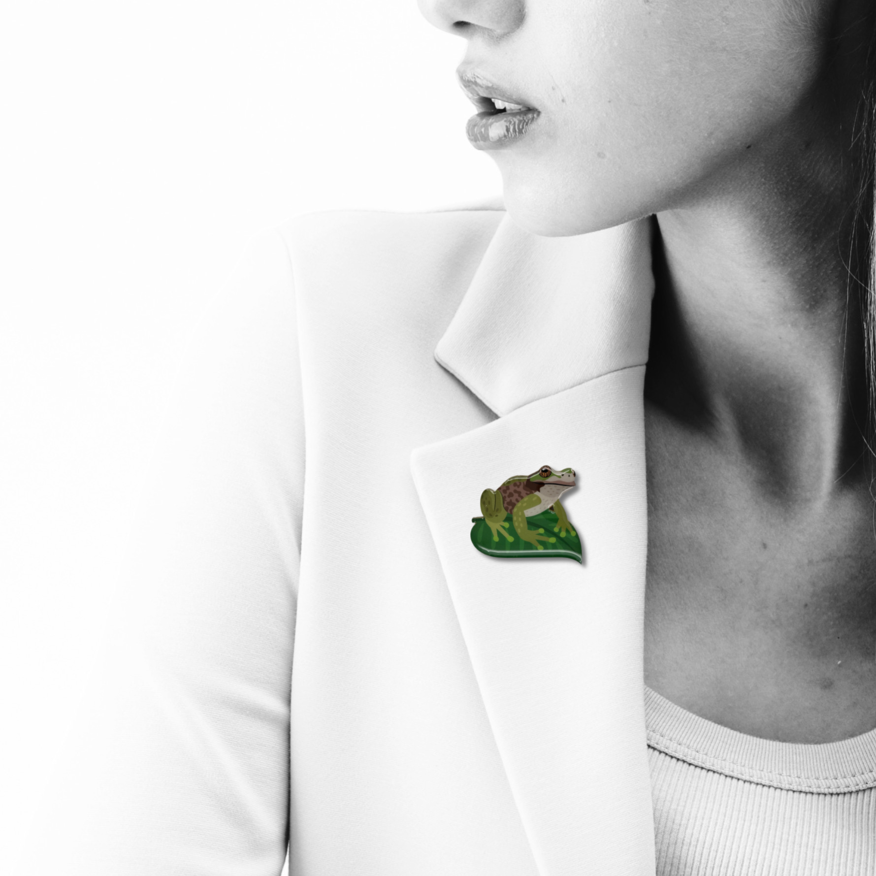 Spotted Tree Frog Brooch