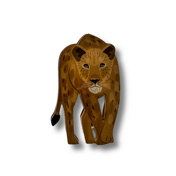 Lioness Brooch (I)